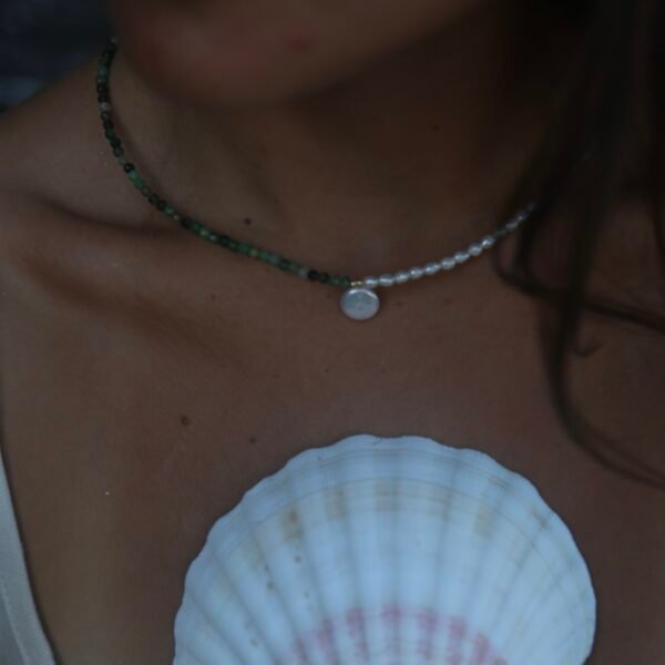 Lunar Green Half-Mica Necklace - Image 3