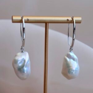 Whisper Baroque pearl Earring Silver