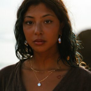 Alternative view of Dou Luna necklace