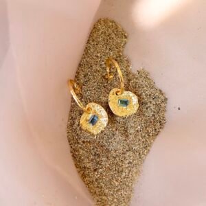 Lotus Texture Earrings golden